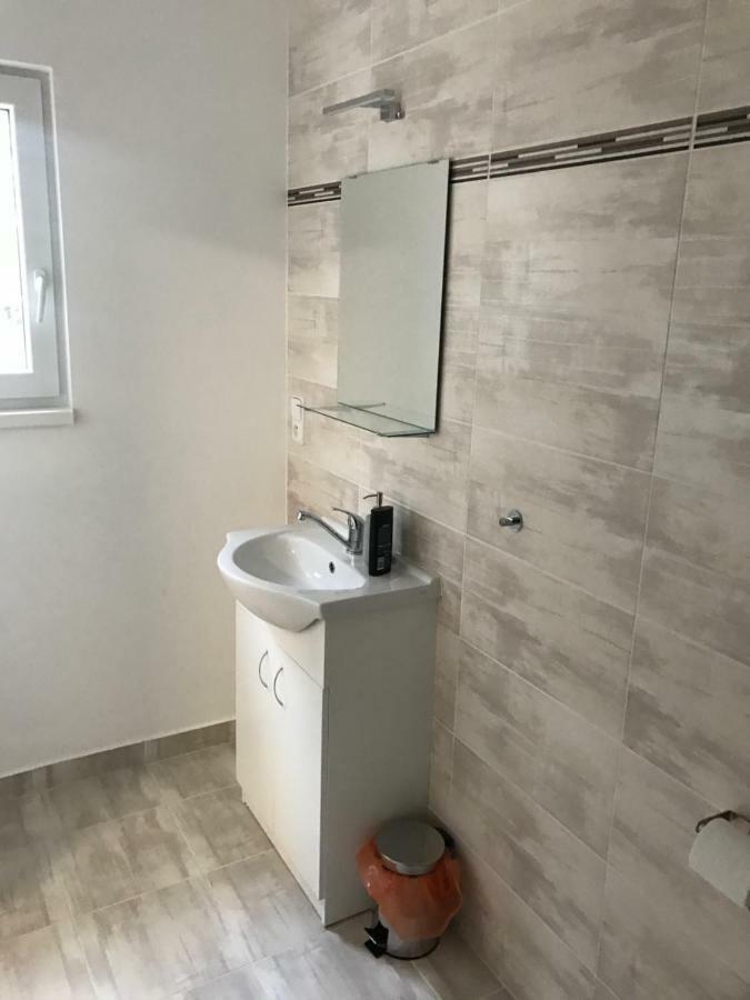 Apartment Sarka Hostka  Zewnętrze zdjęcie